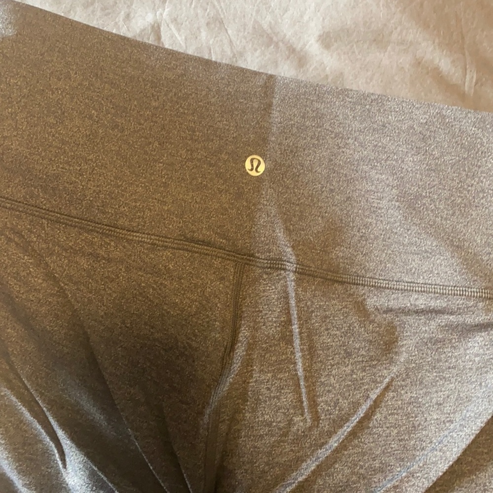 BRAND NEW LULU WUNDER UNDERS